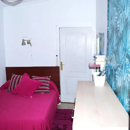 Studio In With Enclosed Garden And Wifi 10 Km From The Beach Διαμέρισμα *